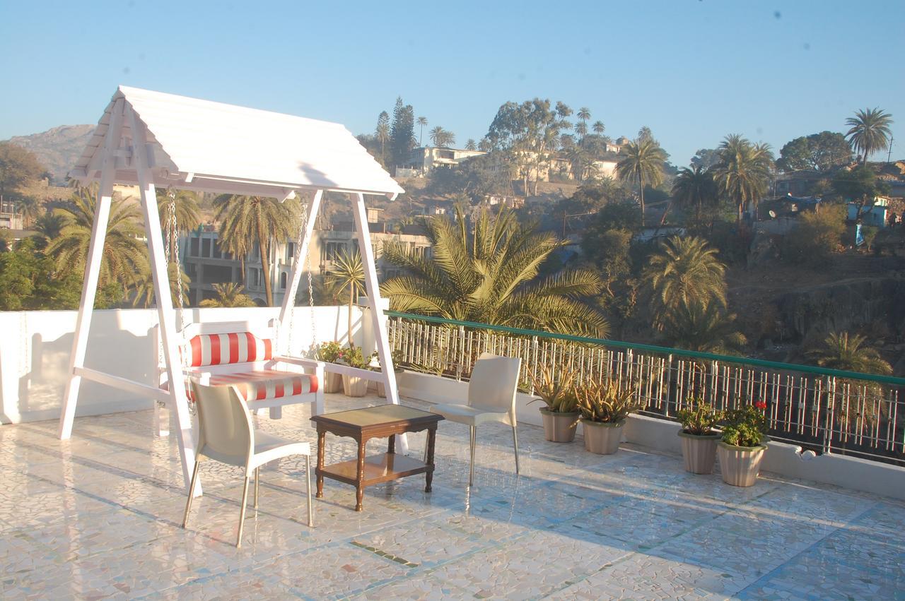 Hotel Karnavati Mount Abu Exterior foto