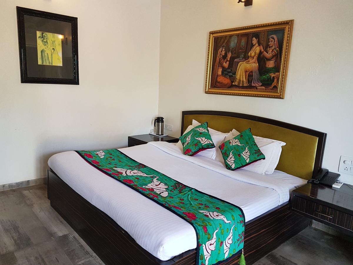 Hotel Karnavati Mount Abu Exterior foto