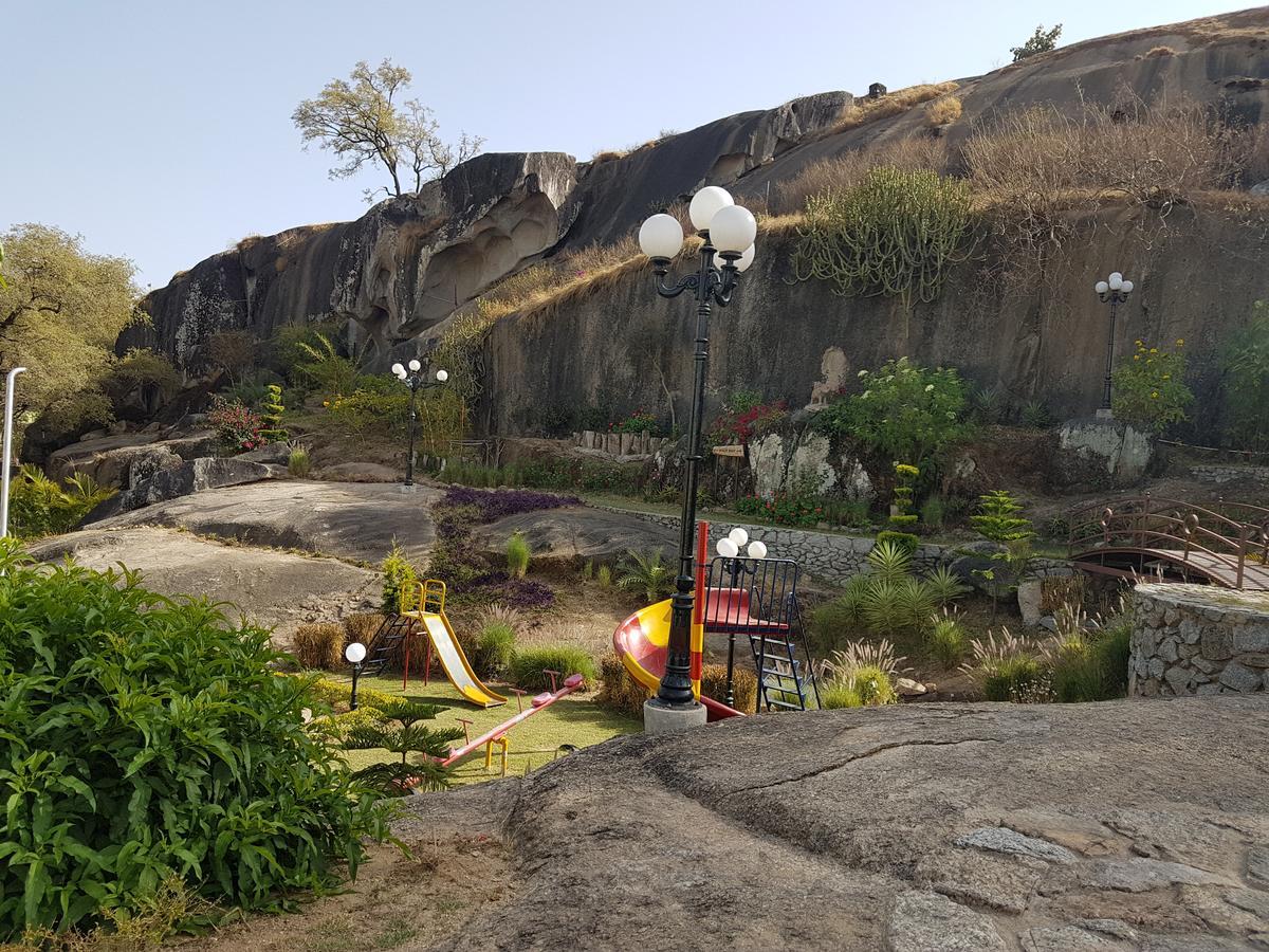 Hotel Karnavati Mount Abu Exterior foto